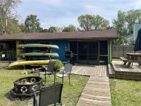 Have it all at this beautiful waterfront Homosassa home close to all amenities.