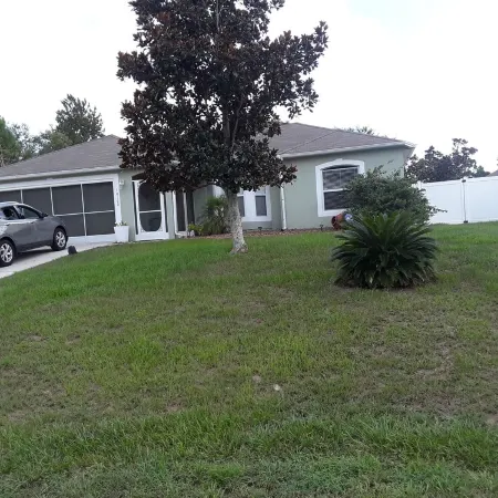 Beautiful 4 BR/2BA Private Pool Home Near Weeki Wachee Springs