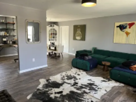 Cozy mountain top newly remodeled home.