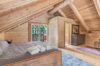 Lakefront  3Br Cabin • 1 Hr from Denver