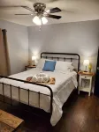 Gorgeous Two Bedroom Modern Farmhouse Cottage
