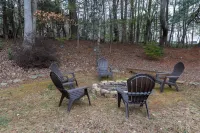 Comfy 2 bedroom home with Mountain View,  Near Asheville -  Pets allowed!