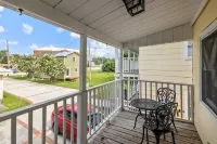 Walkable to Downtown!