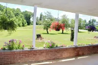 Mema and Pa’s Place