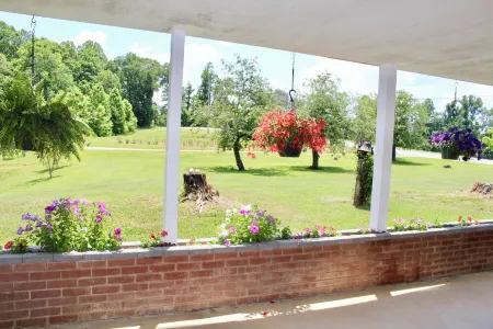 Mema and Pa’s Place