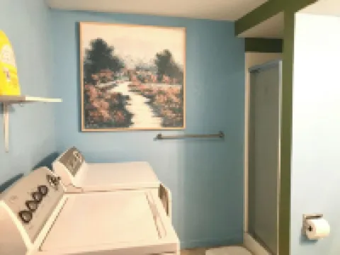 WELCOME TO YOUR HOLIDAY HOUSE with 4 bedrooms 2bathrooms