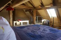 Apartment 3 in the farm workers' house near Scharmutzelsee Hotels near Dorfkirche Sauen