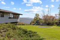 National Geographic Views 7bdr Hot Tub Game Room Hotels in Wyoming County