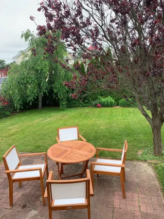 Lux Bungalow on Gorgeous Lake. Relax. Explore nearby towns. Ski. Kayak. Hike.