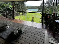 Pottsville Beach Retreat - Pet Friendly plus Car Charger