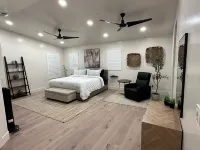 Sleeps 40+ NEW Luxury Private Resort with Pool Golf Arcade Spa Playground Poker Hotels near Walmart Supercenter