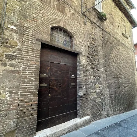 Le Balze Bright Penthouse with Secluded Panoramic Terrace 200 mt from the Duomo