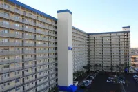 Condo on the World's Most Beautiful Beach.  Beachfront, Just Steps to the Sand.