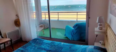 Beautiful apartment with magnificent sea view