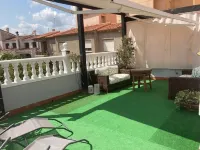 Villa with private pool, terrace and less than 80 meters from the sea