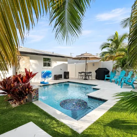 Salty Harbor AMI pool retreat near the Beach