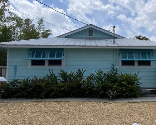 Stuart - Waterfront home on Manatee Pocket with boat slips available Hotels in Port Salerno