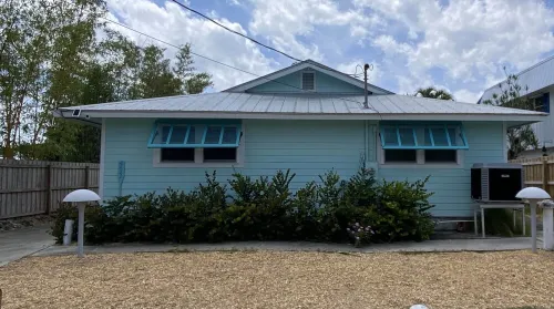 Stuart - Waterfront home on Manatee Pocket with boat slips available