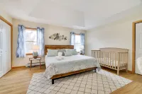 Private Heated Pool/Hot Tub/Huge Game Room/Sauna/Fire Pit/Huge Yard/3300 sq ft!