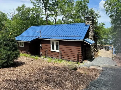 Lake Wallenpaupack Cottage with Private Dock, Kayak and Paddle Boards - Alphydda
