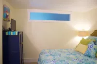 Charming Cottage Apartment, Private, Quiet and Sparkling Clean.  1 Bedrm 1 Bath.