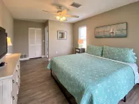 Just Listed for Snowbird 2026 Season-Close to Beaches, Shops, Restaurants