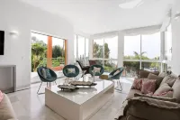 Villa with spectacular views in Malaga, 5 minutes from the beach