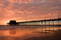 2-blocks to beach, Private Rooftop Deck! - 3-Star