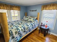 Wild Horse Lodge at Highland Hideaways near Grayson Highlands - Arcade/Theater Hotels in Wilson Creek