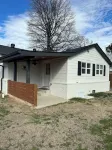 Cozy 2-bedroom house in Springdale with WiFi Hotels near Springdale