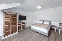 High-quality, large vacation home with garden and sauna in the heart of Kappeln Hotels in Kappeln