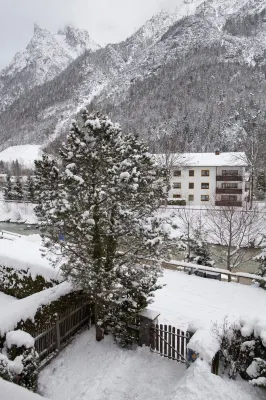 Cozy mini-loft at Isar and Karwendel Hotels in der Nähe von Mittenwald Altstadt