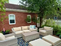 Charming Historic Getaway: Unwind in Lancaster's Timeless Elegance