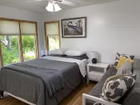 200’ of your own private accessible Lake Superior Shore: Stony Shores Retreat
