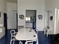 The sea in a glass 취아카 호텔