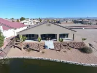 Gorgeous 5-Star Home on the Lake, near Laughlin/Bullhead Casinos & Lake Mohave Hotels in Fort Mohave
