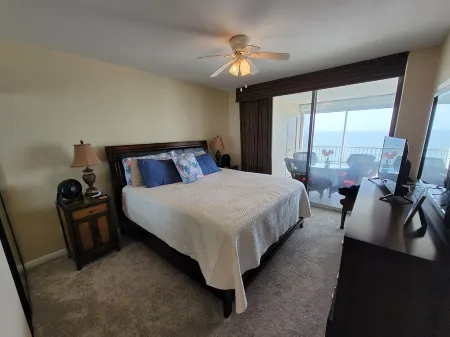 Ask about Our Snowbird Specials!