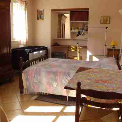 Of Character cottage Near Millau In Charming Village in Saint-Leons Rooms