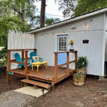 Entire Cottage - Starkville - Conveniently Located