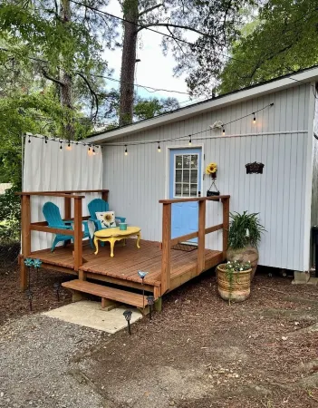 Entire Cottage - Starkville - Conveniently Located
