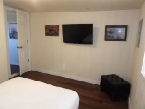 Cozy casita: Bastrop state park view