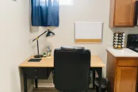 COZY BASEMENT APARTMENT - PRIVATE ENTRANCE - NEAR PARK Hotels in Taylorsville