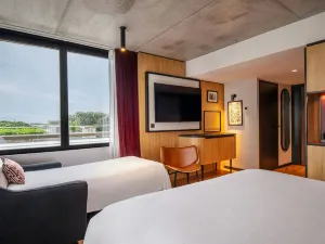Renaissance Bordeaux Hotel