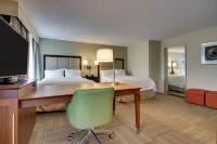 Hampton Inn Warner Robins - Pools