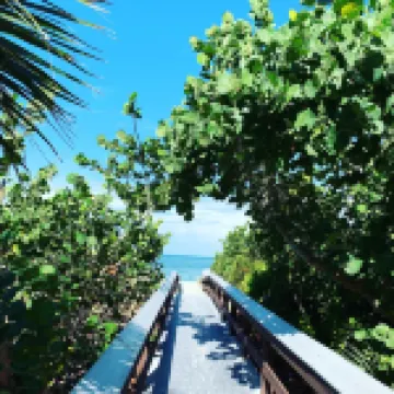 Private Pool |  Beaches | Golf | Miromar | Baseball No Risk Cancellation