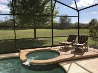 SOUTH FACING POOL/SPA - ALL DAY SUN - FREE BBQ/WIFI/CALLS - GAMES ROOM - 5 BR