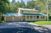A comtemporary home that is great for families & large groups just 6 miles North Отели рядом с достопримечательностью «Ketchum Overlook»