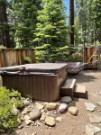 Cabin w/ Spa - minutes from the Lake, Kings Beach, Tahoe City & Ski Resorts