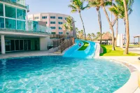 Costeira Palace Beach Resort All Inclusive - Pools