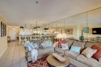 OCEANFRONT 2 BEDROOM CONDO, AMAZING VIEWS